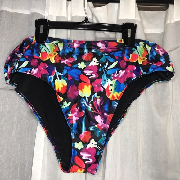 Floral graphic frill trim bikini - Picture 4 of 6